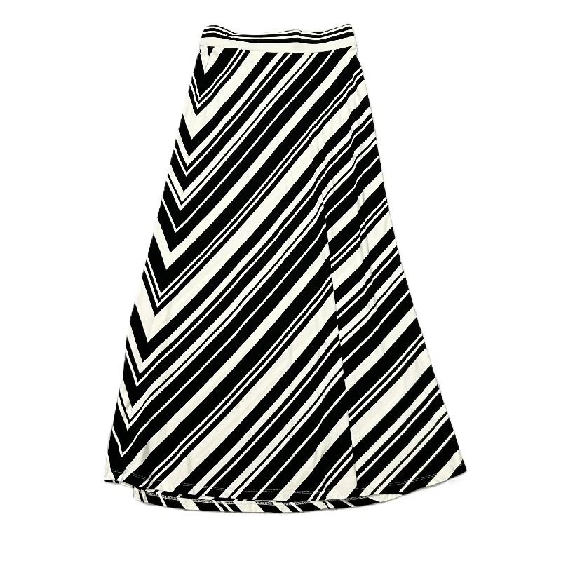 Printed chiffon skirts for a romantic lookBlack & White Skirt Maxi By Ann Taylor, Size: S