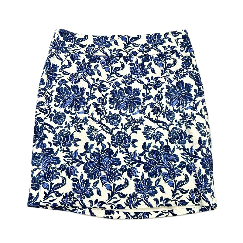 Pencil skirts with a ruched sideBlue & White Skirt Mini & Short By Ann Taylor, Size: 0 Pencil skirts with a ruched sideBlue & White Skirt Mini & Short By Ann Taylor, Size: 0