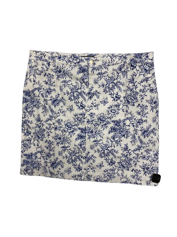 Skirts with a side button closureBlue & White Skirt Mini & Short Talbots, Size 18