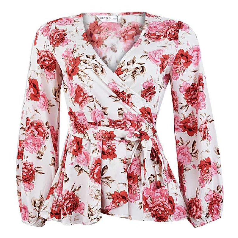 Ruffled mini skirts in a neon colorCasual Blouses