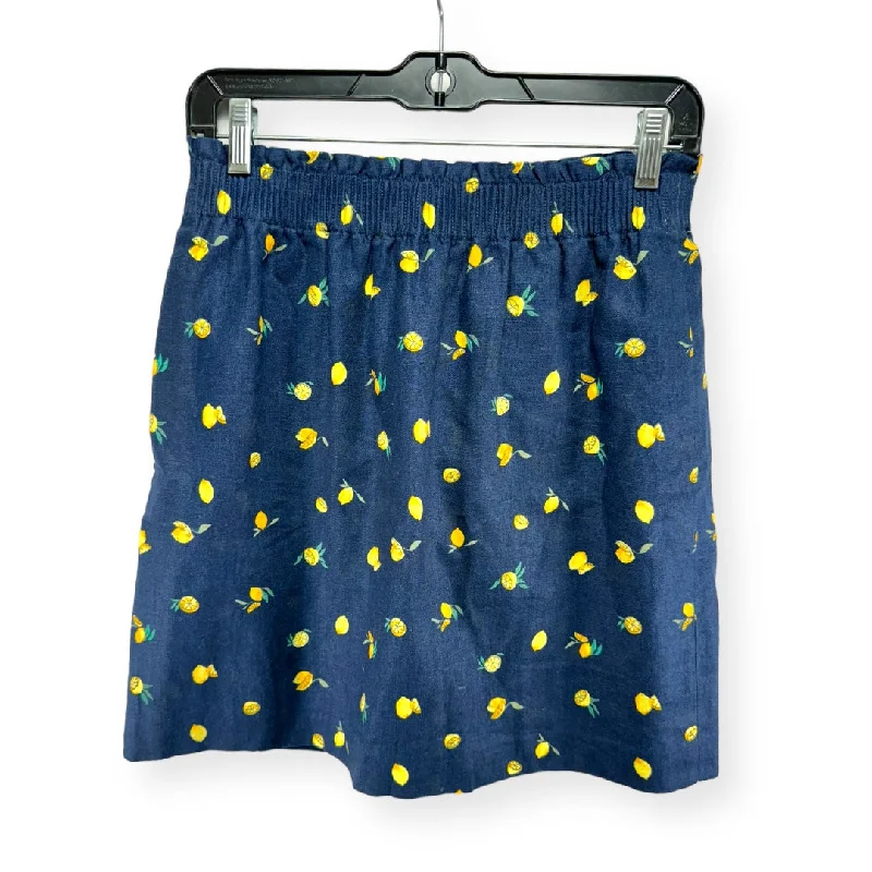 Denim skirts with a studded trimNavy Skirt Mini & Short J. Crew, Size 4