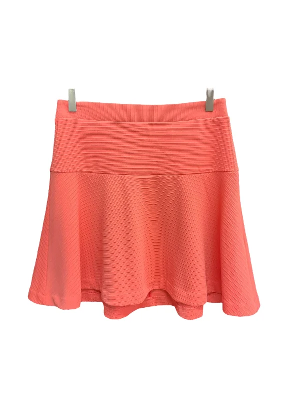 Long skirts with a tiered lace designOrange Skirt Mini & Short Banana Republic, Size 4 Long skirts with a tiered lace designOrange Skirt Mini & Short Banana Republic, Size 4