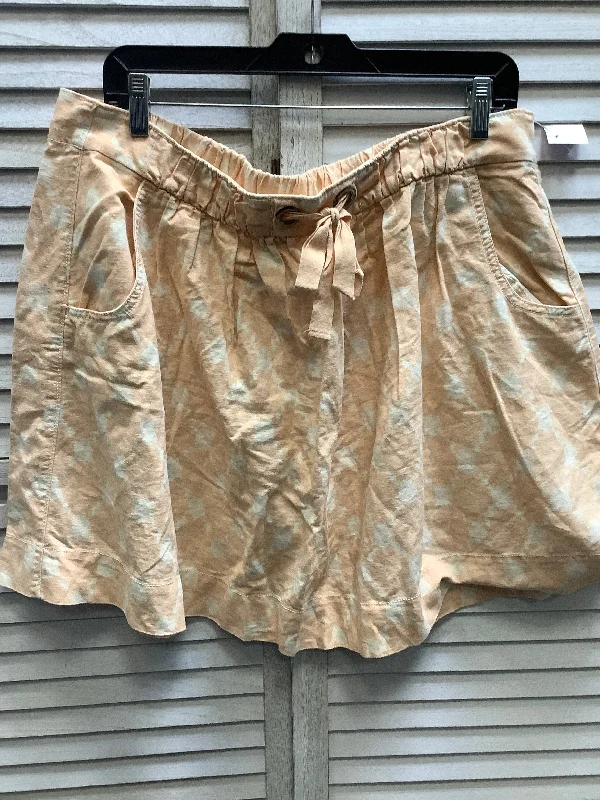 Pencil skirts with a ruched sidePeach Skirt Mini & Short J. Crew, Size L
