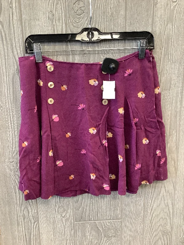 Wrap around skirts with a tie detailPurple Skirt Midi Free People, Size 6