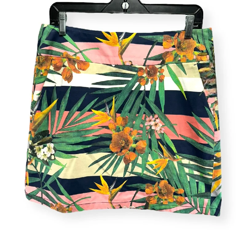 Denim skirts with a patchwork designTropical Print Skirt Mini & Short Mcgregor, Size 6 Denim skirts with a patchwork designTropical Print Skirt Mini & Short Mcgregor, Size 6