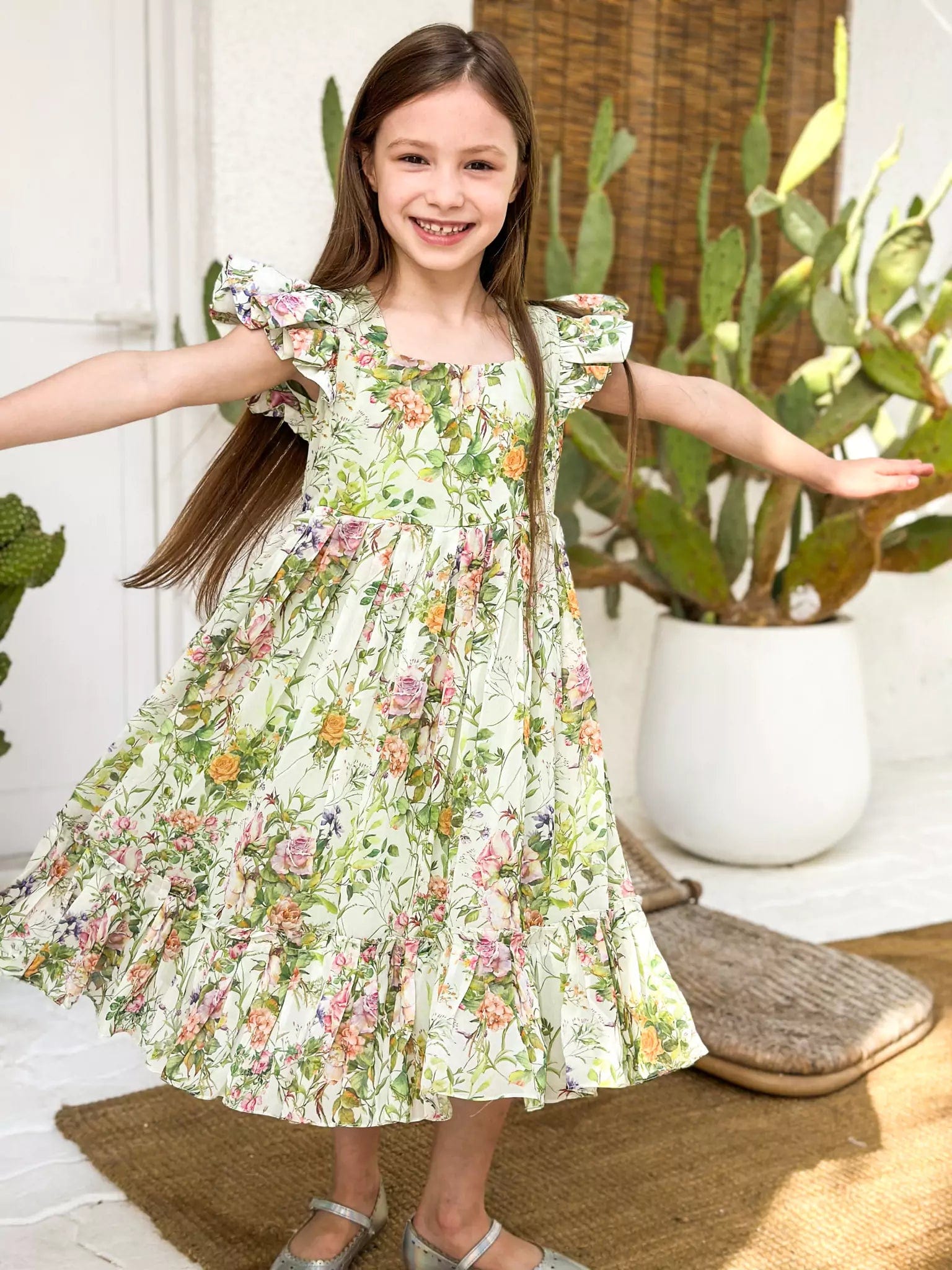 Maxi Dresses Paired with Crop Tops for a Trendy LookMini Floral Garden Dress