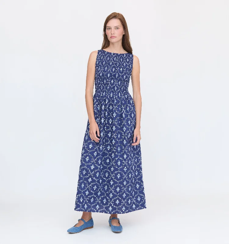 Plus - Size Maxi Dresses with Slimming EffectsThe Cosima Nap Dress - Navy Trellis