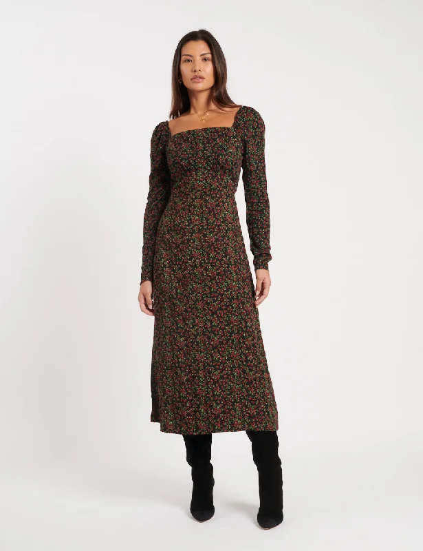 Turtleneck midi dress for a sophisticated and elegant styleBlack Fruit Print Abby Midi Dress Turtleneck midi dress for a sophisticated and elegant styleBlack Fruit Print Abby Midi Dress