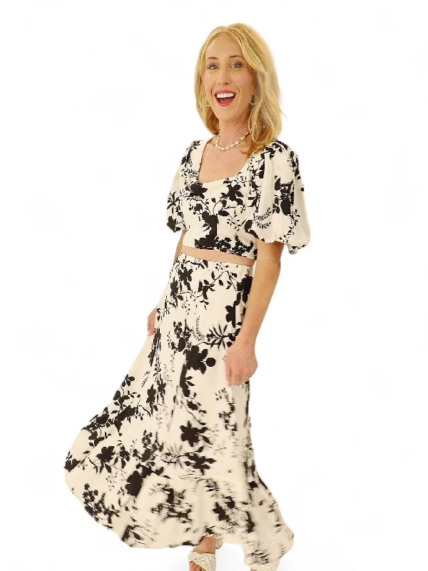 Midi dress for a church service in a more relaxed and modern churchCharly Black and White Floral Midi Skirt Midi dress for a church service in a more relaxed and modern churchCharly Black and White Floral Midi Skirt