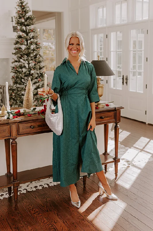 Printed - animal - pattern midi dress for a wild and trendy lookFate Would Have It Midi in Hunter Green Printed - animal - pattern midi dress for a wild and trendy lookFate Would Have It Midi in Hunter Green