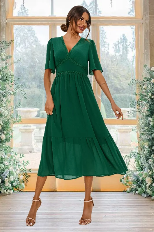 Cotton - blend midi dress for a comfortable and versatile choiceLace Trim Deep V Neck Angel Sleeve Midi Dress In Green Cotton - blend midi dress for a comfortable and versatile choiceLace Trim Deep V Neck Angel Sleeve Midi Dress In Green