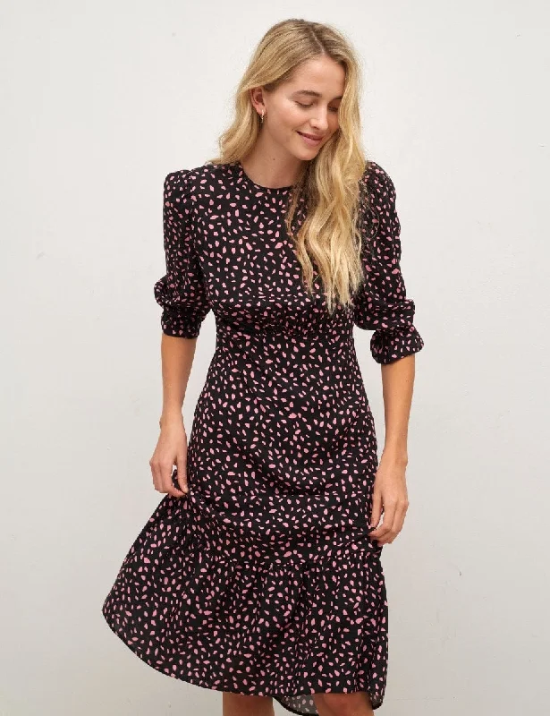 Midi dress for a date when styled with a cute top and heelsSelena Midi Dress