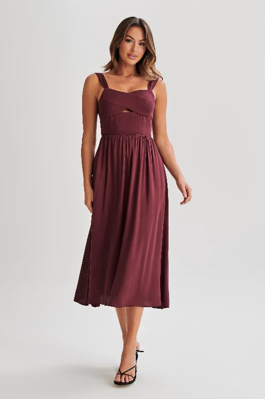 Midi dress for a music festival with a bohemian - inspired outfitThandi Midi Dress With Back Tie - Plum Midi dress for a music festival with a bohemian - inspired outfitThandi Midi Dress With Back Tie - Plum